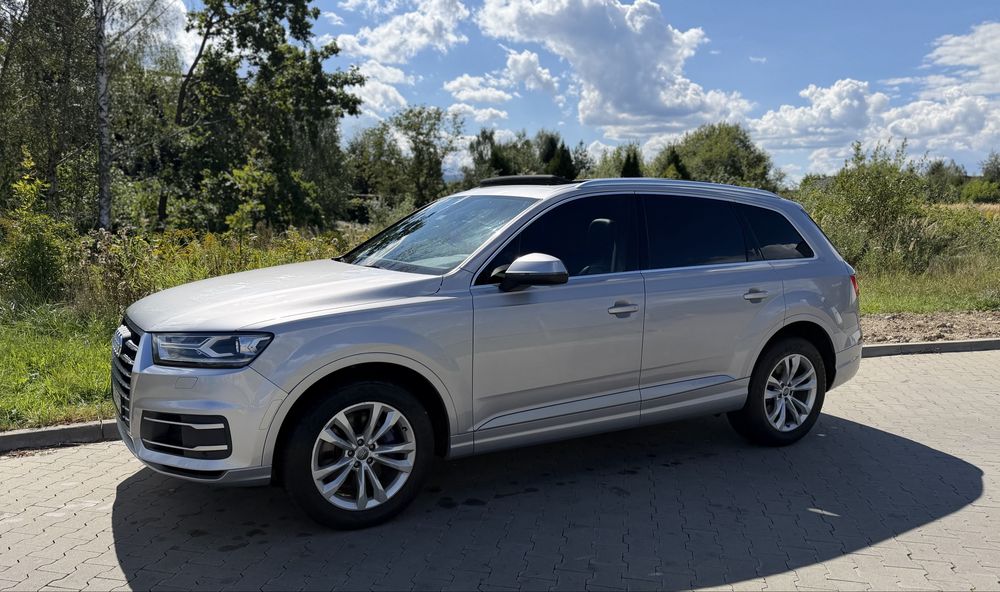 Aktualne Audi Q7 3.0 tfsi