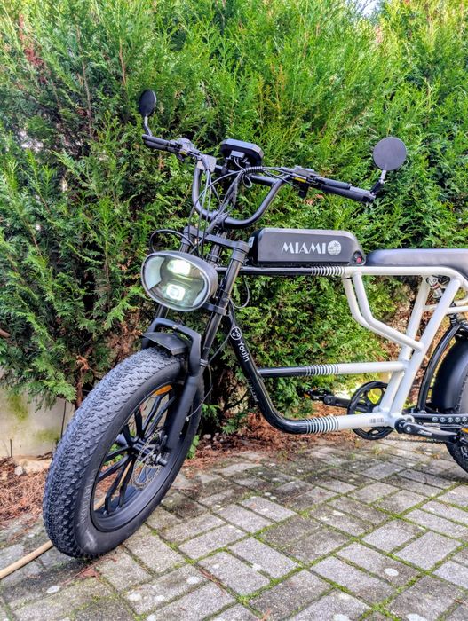 Bicicleta elétrica estilo Moto YOUIN Miami (só 10Km uso)