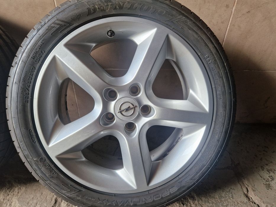 Felgi aluminiowe 17 z oponami letnimi 225/45 R17 do Opla jak nowe