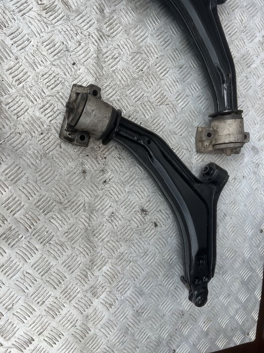 Рычаг передний Ланд ровер фриландер 02г land rover freelander