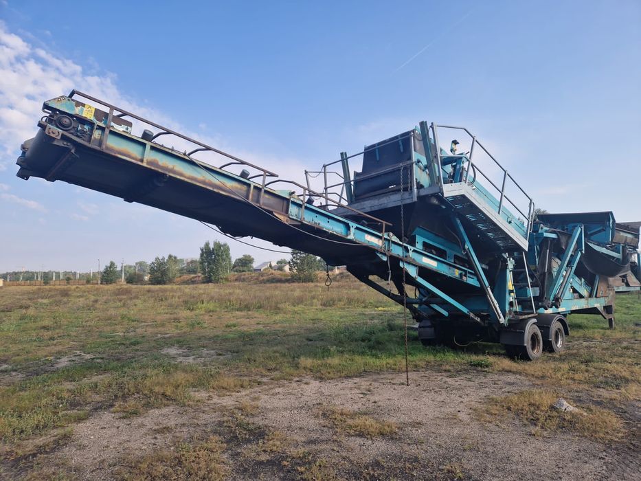 Przesiewacz Powerscreen Chieftain 1400 kołowy