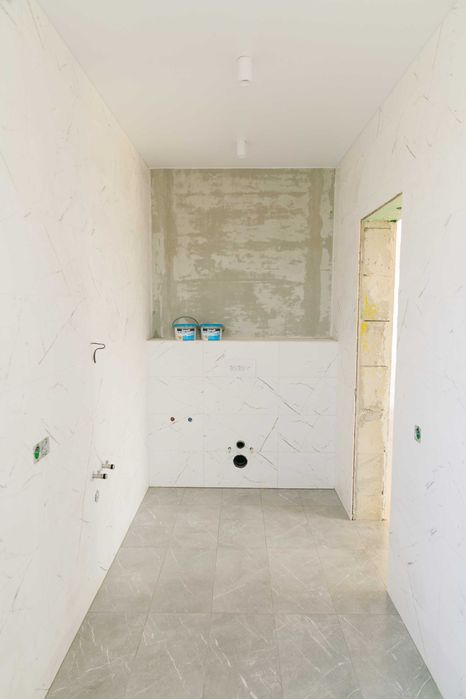 Продається капітальний будинок в Підлужжі