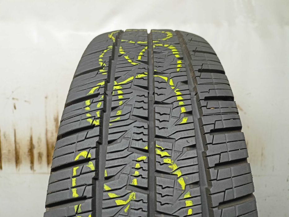 Continental VanContact 4 Season 205/75/16C 2025r 113/111R 7,7mm (3930)