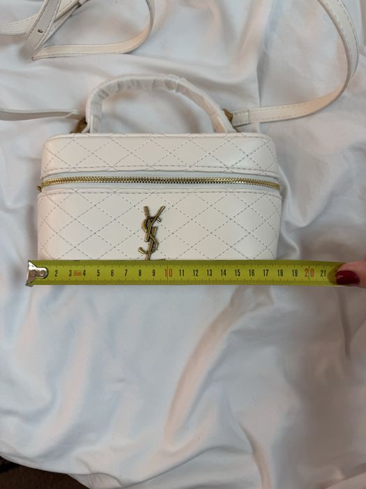 Сумка ysl yves saint laurent біла/молочна vanity косметичка