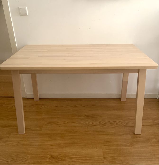 Mesa madeira bétula IKEA
