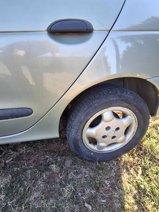 Megane 1.9 td 1998 . Santiago do cacem