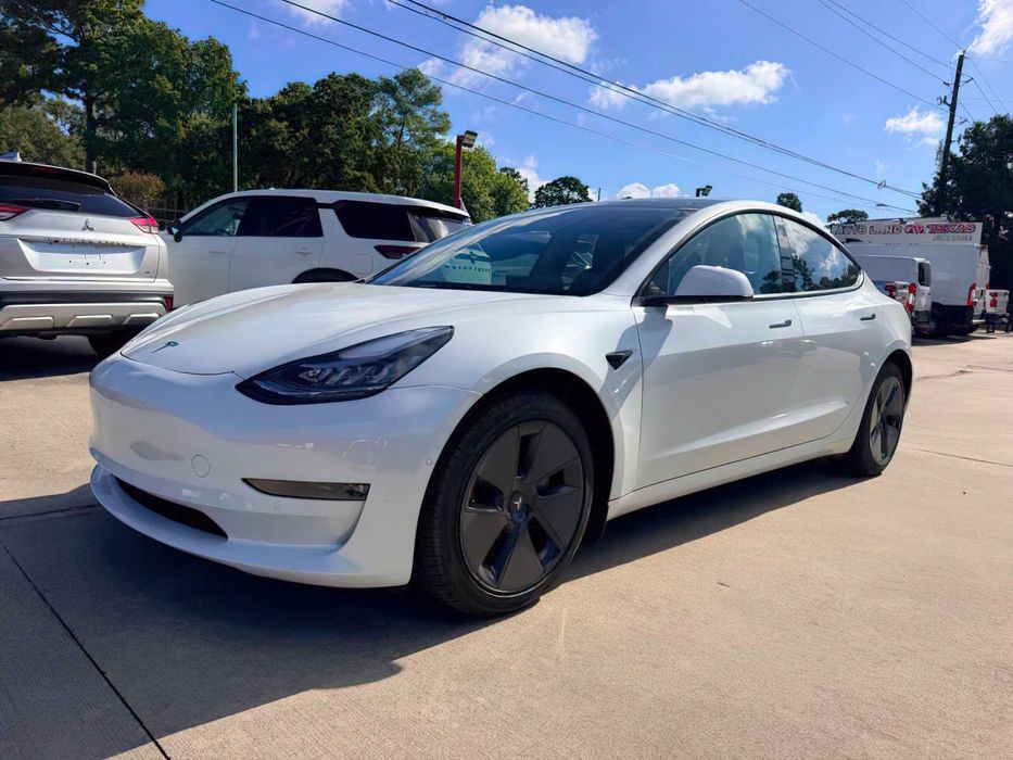 Tesla Model 3 Performance      2022