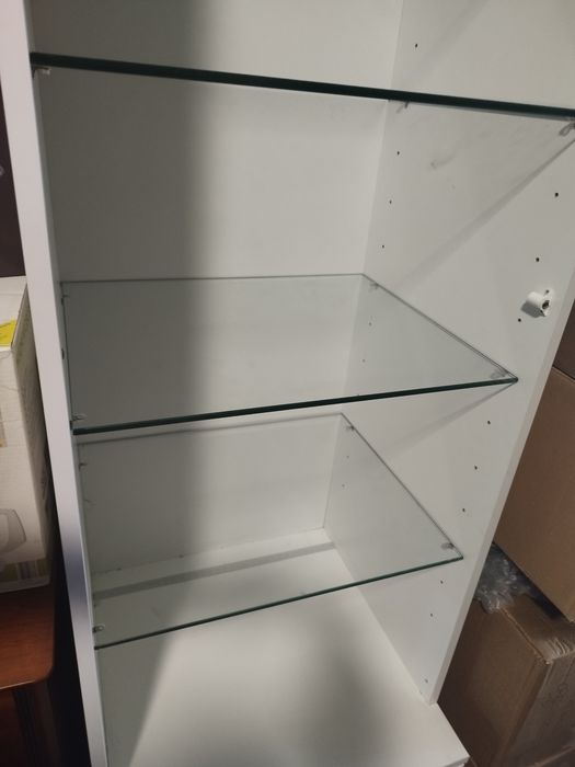 Móvel vitrine 185€