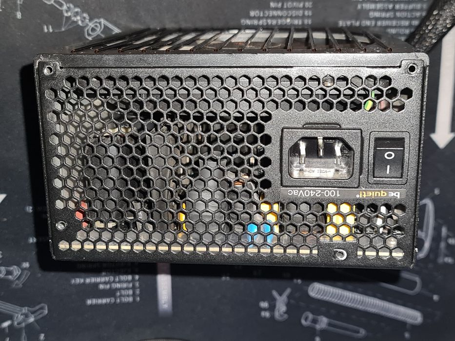 Блок живлення Be Quiet 600w STRAIGHT POWER 10 модульний