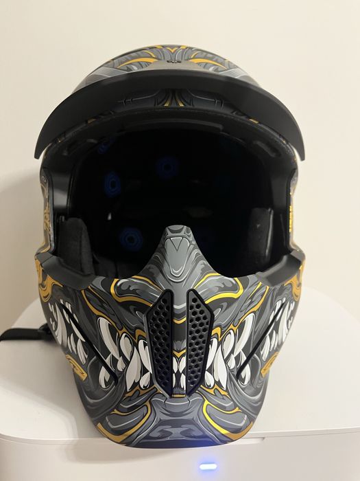 Гірськолижний шолом Ruroc Oni M/L