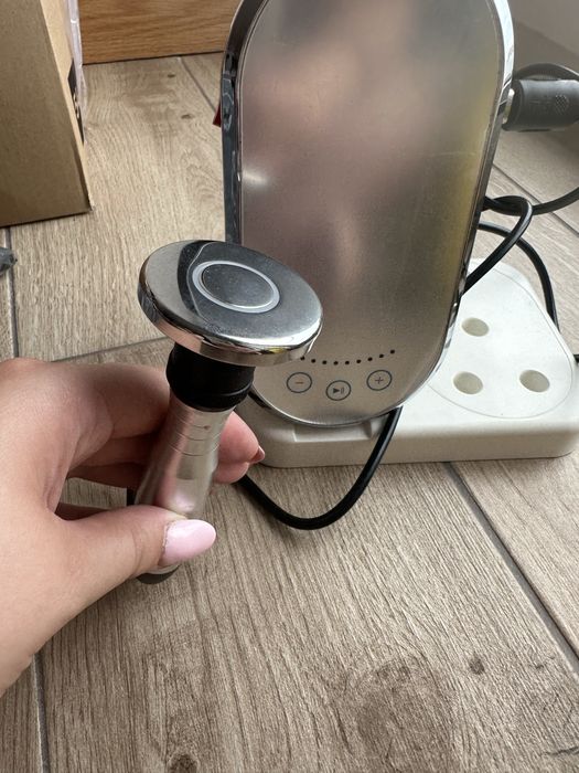 Aparelho radiofrequência