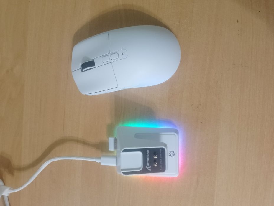 Нова мишка Attack shark x6