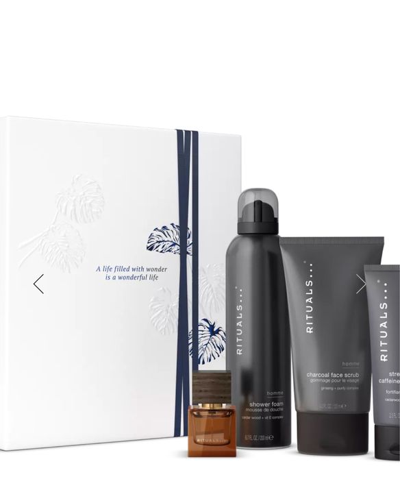 Набори в розмірі М всі в наявності