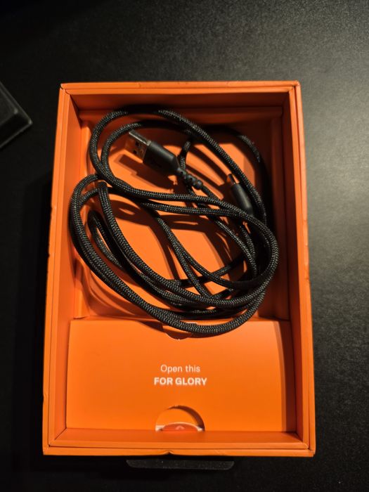 Sprzedam myszkę SteelSeries Aerox 3 Wireless (2022) – Onyx Black.