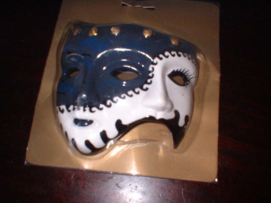 Máscaras Venezianas pintadas à mão