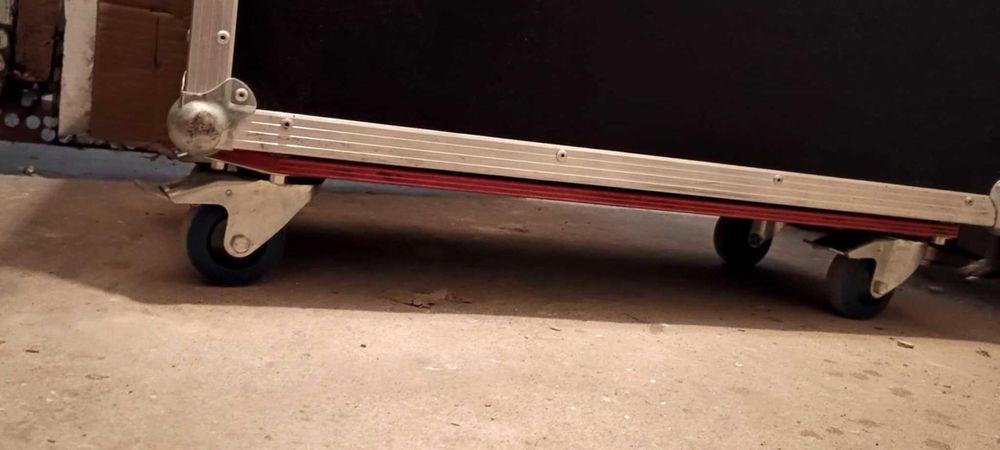 Case na paczkę 2x12 (np. kolumna marshall JCM  1936 Lead)  IDEALNA!!!