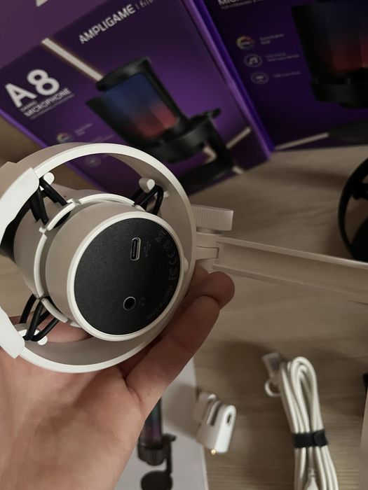 Нові мікрофони FIFINE A8 ampligame