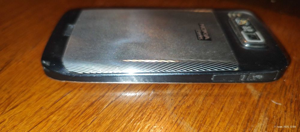 NOKIA E72 оригінал.