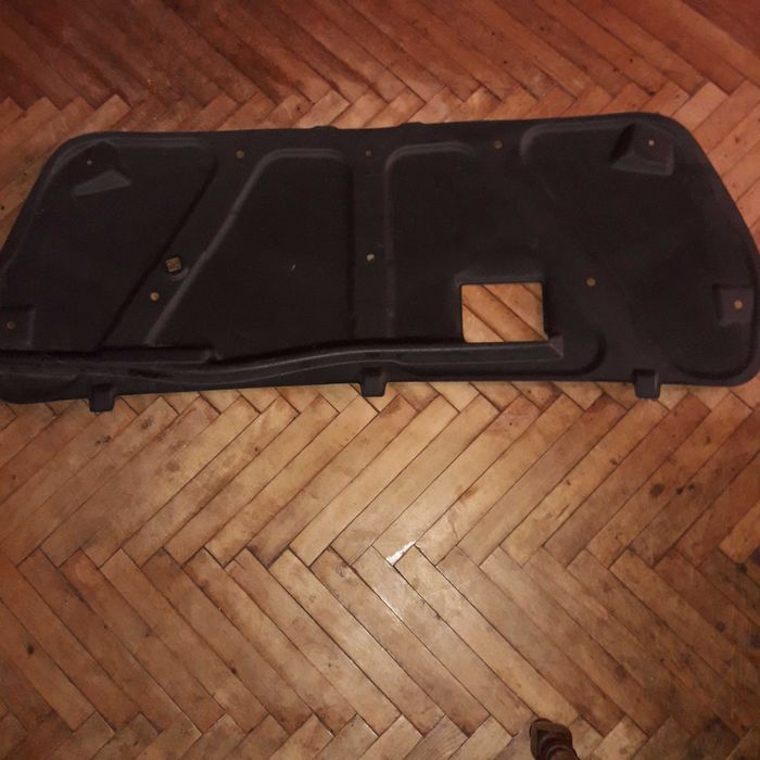 Шумка капота Chevrolet Spark 2010