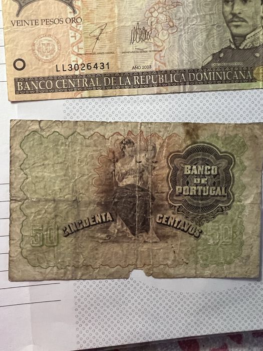 Tenho varias notas antigas