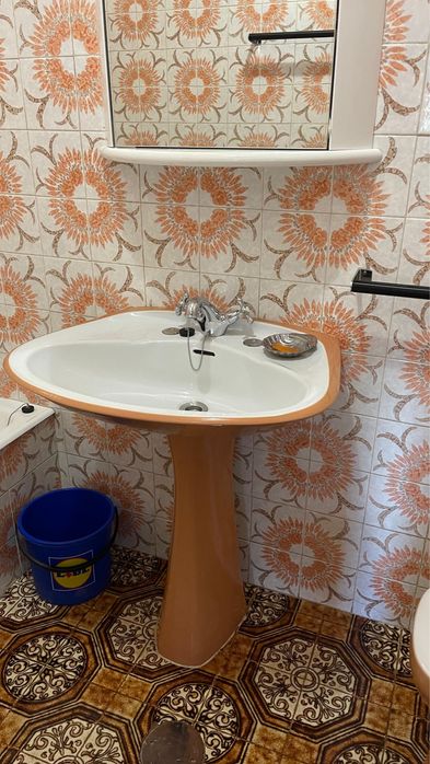 Loiças de casa de banho