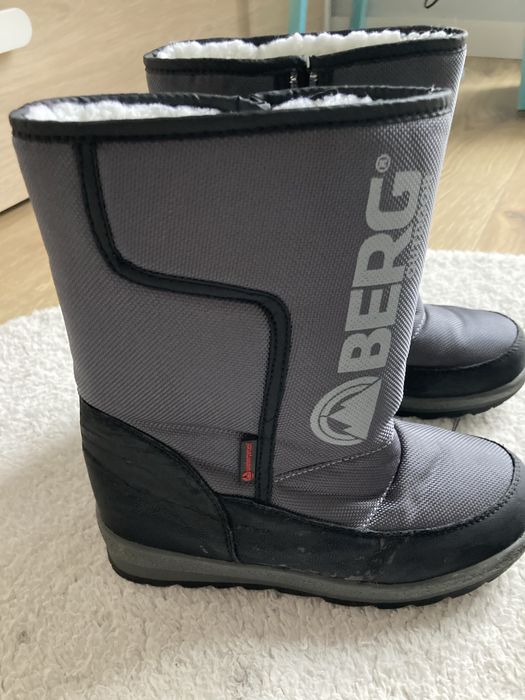 Botas Neve e 2 pares luvas CRIANÇA