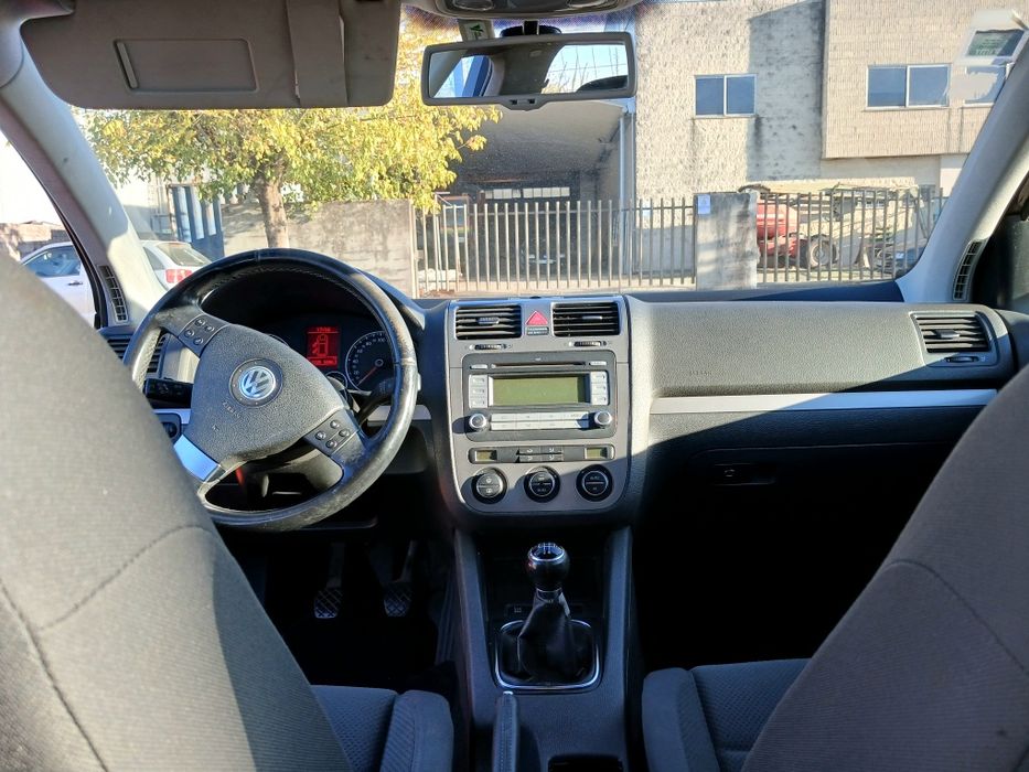 Volkswagen Golf 1.9 TDI BlueMotion – 2008 | 192.000 km