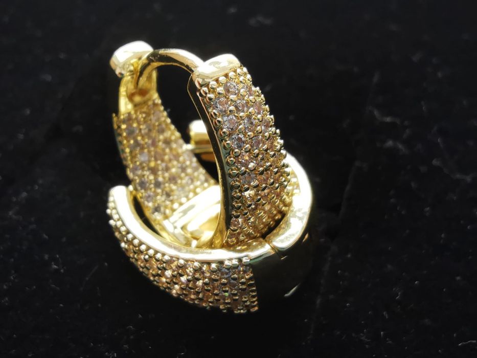 Kolczyki z cyrkoniami