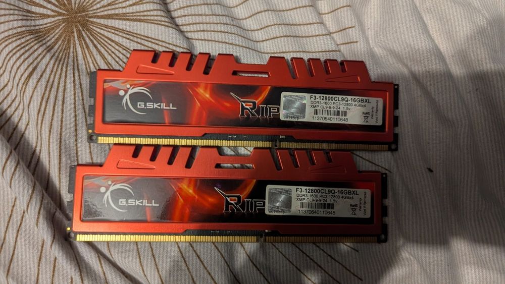 Оперативна пам'ять G.Skill Ripjaws DDR3 4Gb