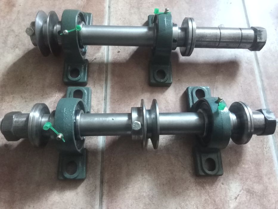 Вал на фрезерний станок по дереву