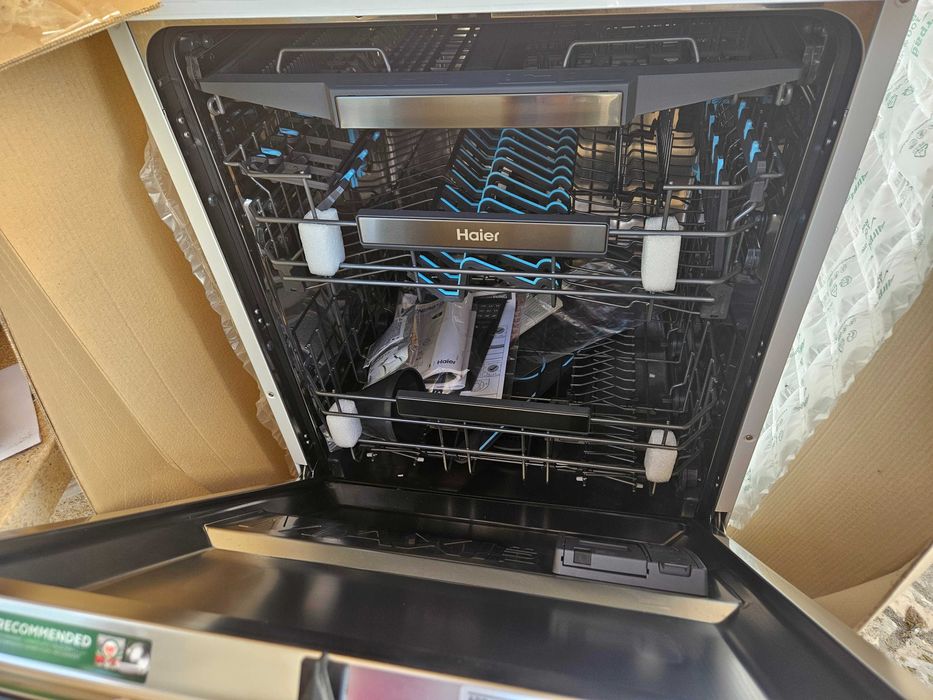 Máquina Lavar Loiça Haier XF 6B2M3PW 16 talheres,10 programas c/3 anos garantia PVP 600 Euros