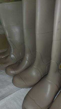 Сапоги резиновые новые   LC Waikiki 37