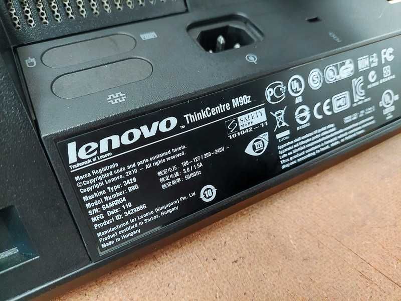 Computador all-in-one Lenovo ThinkCentre m90z