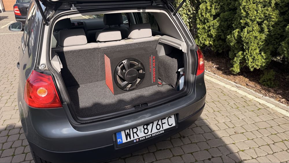 Volkswagen vw Golg V 1.4 FSI ekran dotykowy Pioneer tuba glosniki