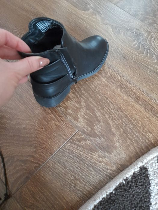 Черевички для дівчинки