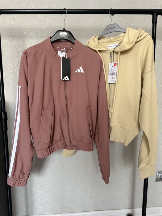 Жіноча куртка- вітровка-бомбер Adidas XXS, кофта-капішонка XS. Lefties