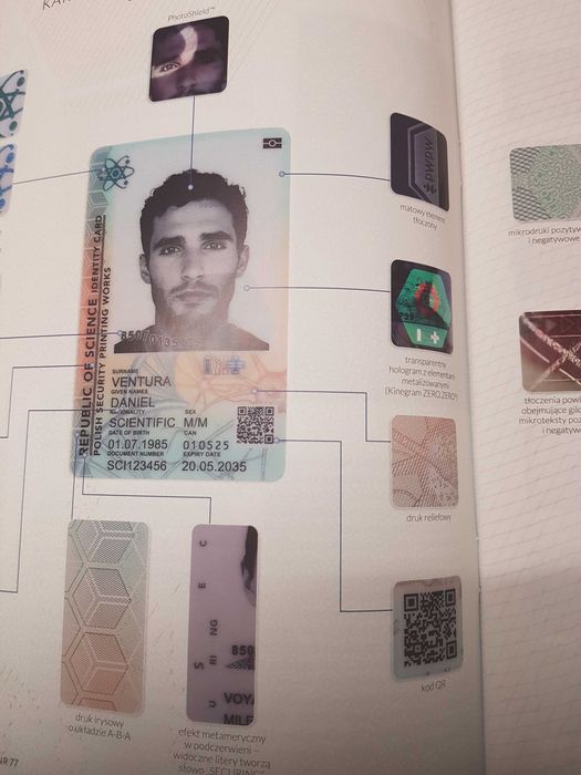Tanio sprzedam Unikatowy materiał z kartą studyjną