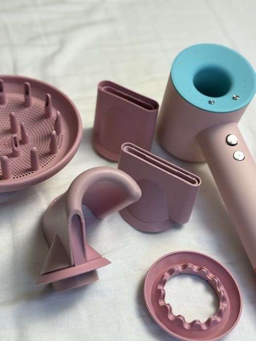 Dyson Supersonic фен для волосся — 5 насадок, 12 кольорів, новий