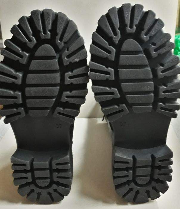 Ботинки женские высокие модные Estro