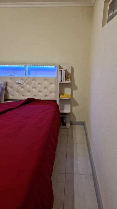 Cama com gavetas