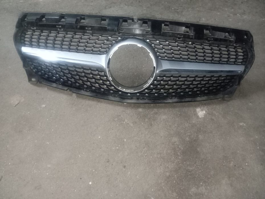 Grelha clã AMG line