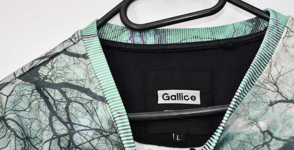 Bluza z  nadrukiem drzew Gallice L