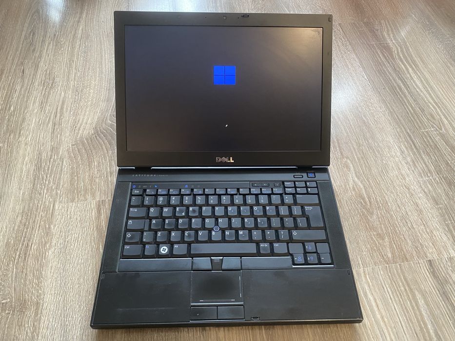 Laptop DELL Latitude E6410 i5/4GB/SSD128