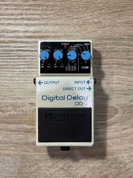 Педаль Boss DD-3 Digital Delay для электрогитары