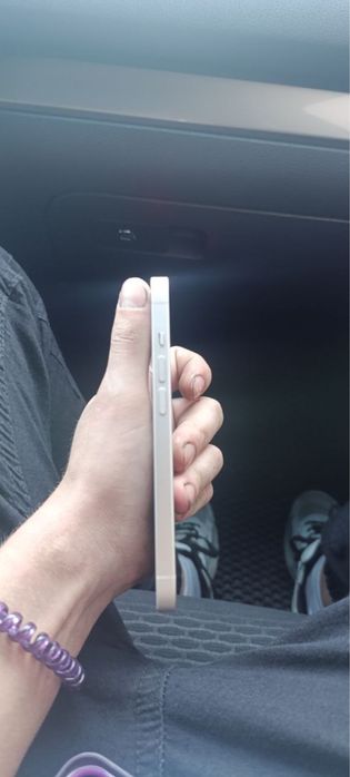 Продам Iphone 14 128 gb. E-sim