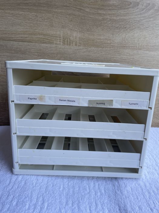 Plastikowy organizer