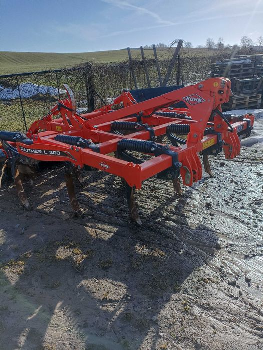 KUHN cultimer. Vaderstad cultus. Horsch terrano.