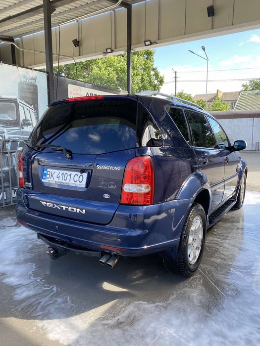 Продам авто Ssang Yong Rekston2