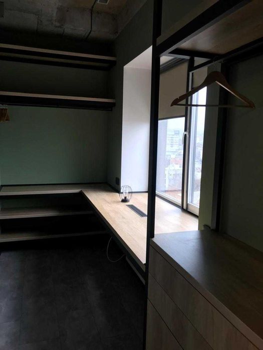 Продам 3-кімнатну квартиру бізнес-класу, 66 м², у ЖК «Дельмар» (центр)