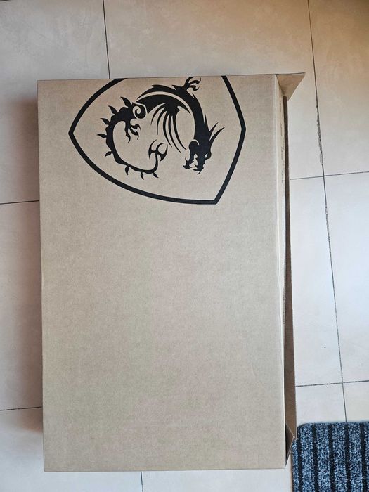 Portátil MSI Modern A5M 16Gb + Microsoft Surface Pro 4